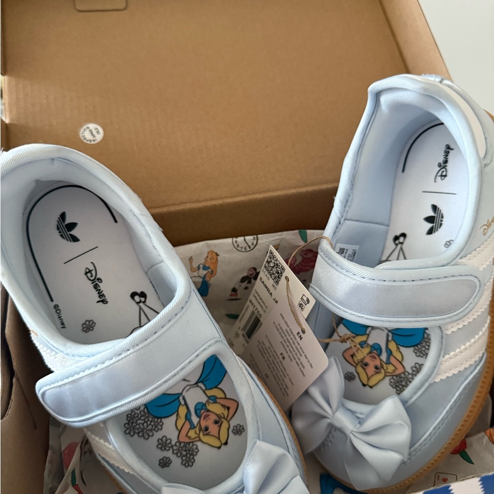 Adidas Disney Alice Samba Jane Shoes - Kids size 12